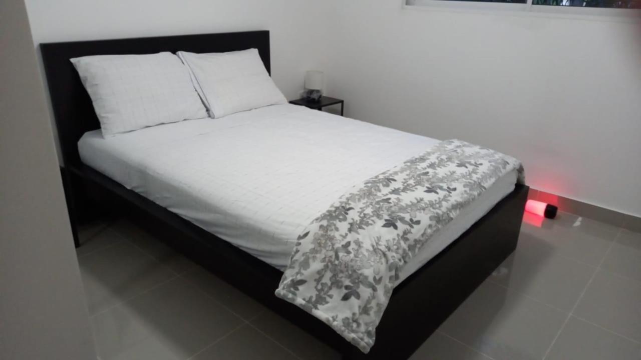 Your Space Piscina, Parque Infantil, 3 Habitaciones , Res Breezes Santiago سانتياغو دي لوس كاباليروس المظهر الخارجي الصورة